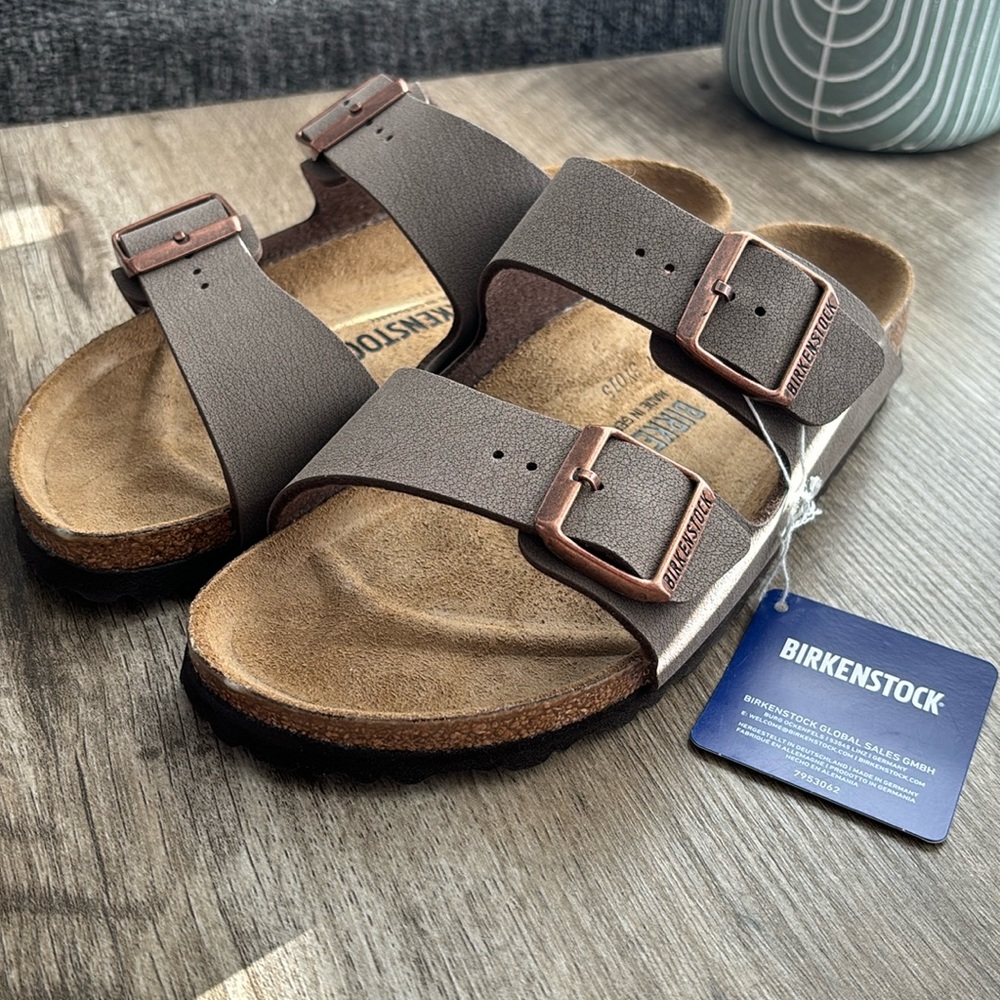 NEW Birkenstock Arizona Sandals EU39